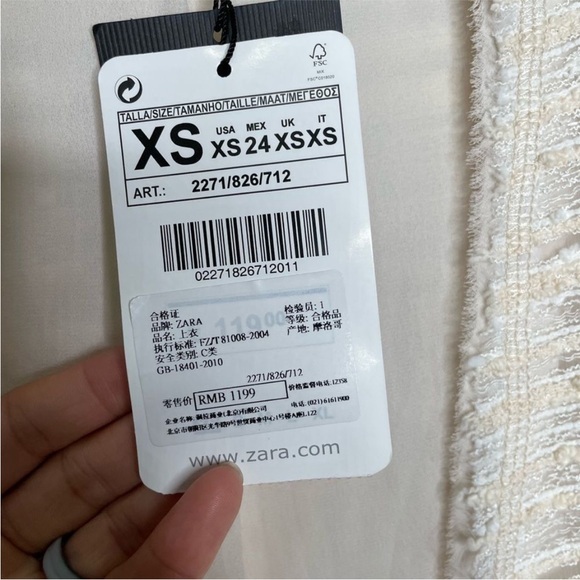 Gorgeous Zara NWT tweed BLAZER - Picture 5 of 8